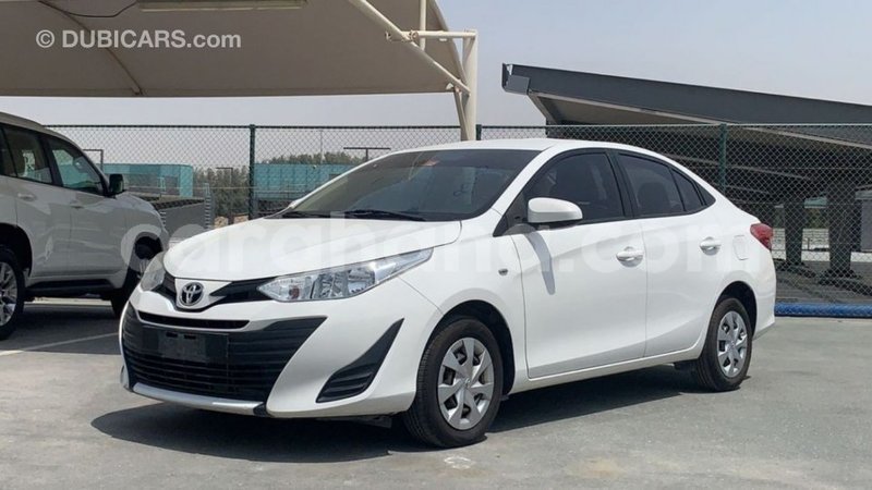 Big with watermark toyota yaris ashanti import dubai 43390