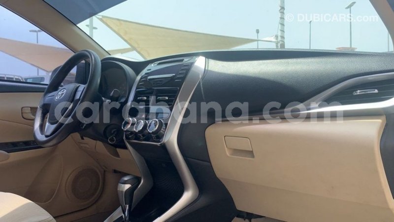 Big with watermark toyota yaris ashanti import dubai 43390