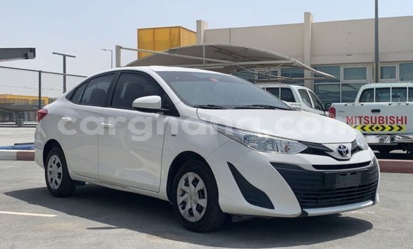 Ra Imported Toyota Yaris funfun Ọkọ̀ in Import - Dubai ni Ashanti Ra Imported Toyota Yaris funfun Ọkọ̀ in Import - Dubai ni Ashanti