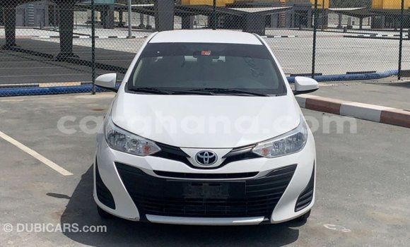 Ra Imported Toyota Yaris funfun Ọkọ̀ in Import - Dubai ni Ashanti Ra Imported Toyota Yaris funfun Ọkọ̀ in Import - Dubai ni Ashanti