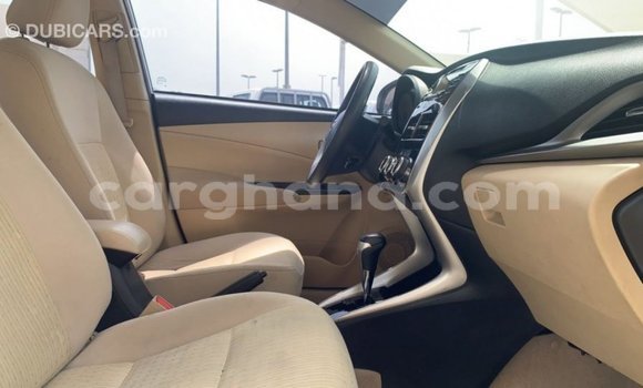 Ra Imported Toyota Yaris funfun Ọkọ̀ in Import - Dubai ni Ashanti Ra Imported Toyota Yaris funfun Ọkọ̀ in Import - Dubai ni Ashanti