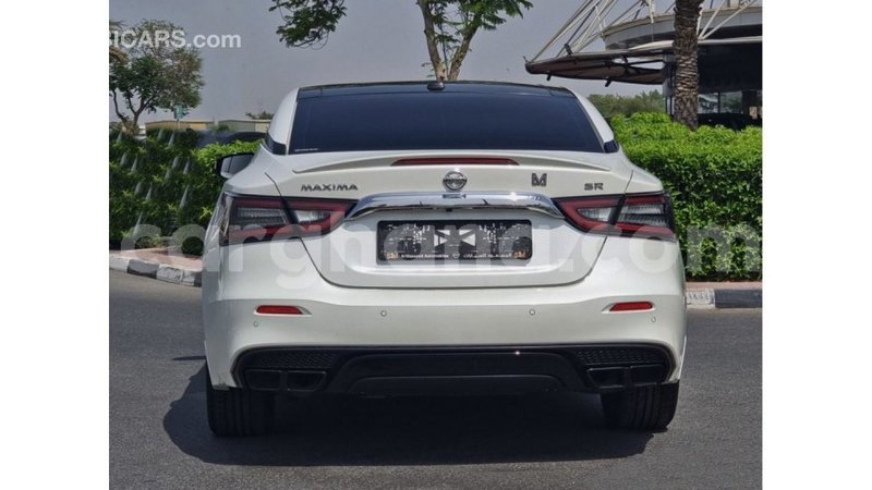 Big with watermark nissan maxima ashanti import dubai 43394