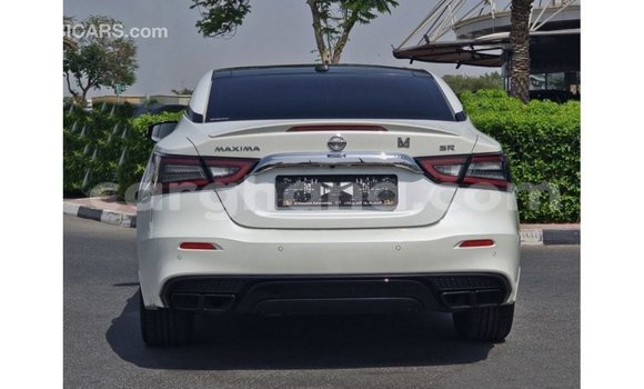 Buy Import Nissan Maxima White Car in Import - Dubai in Ashanti Buy Import Nissan Maxima White Car in Import - Dubai in Ashanti