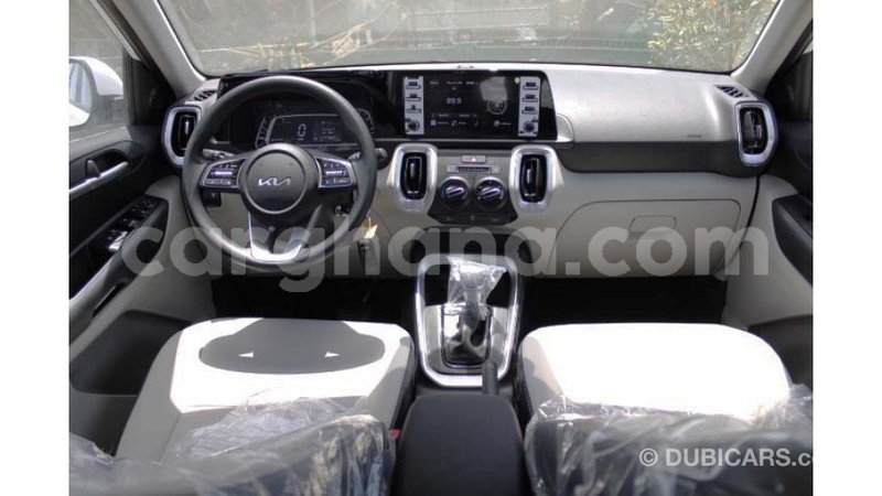 Big with watermark kia rio ashanti import dubai 43395