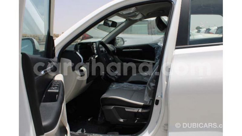 Big with watermark kia rio ashanti import dubai 43395