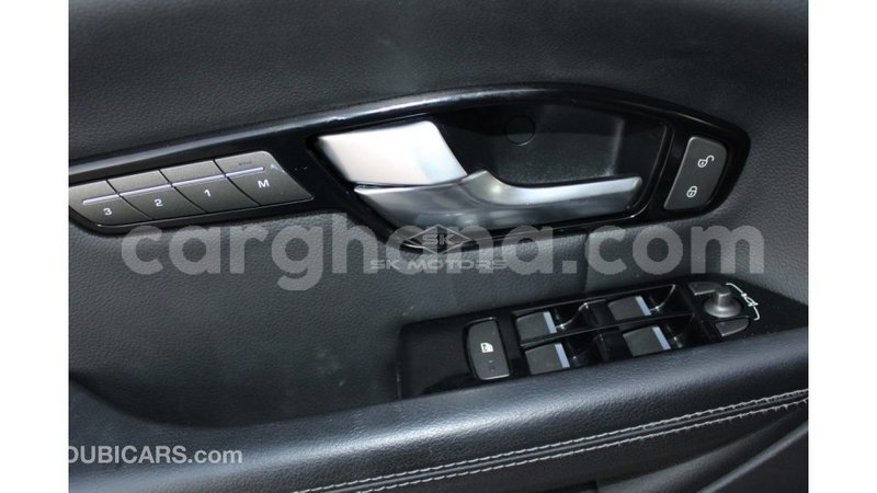 Big with watermark land rover range rover ashanti import dubai 43400