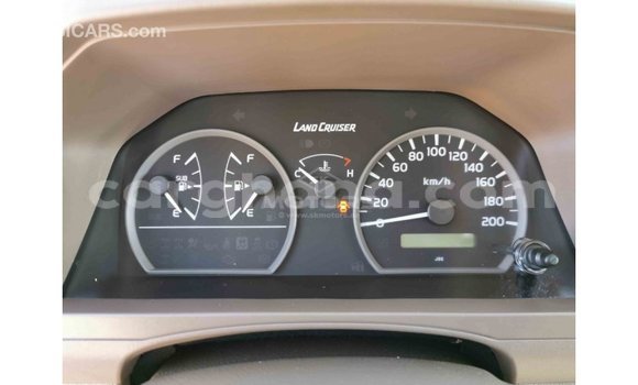 Sayi Imported Toyota Land Cruiser M Mota in Import - Dubai a Ashanti Sayi Imported Toyota Land Cruiser M Mota in Import - Dubai a Ashanti