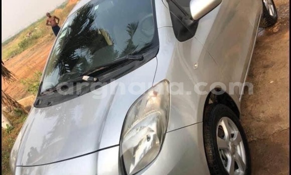 Sayi Na hannu Toyota Vitz Azurfa Mota in Accra a Greater Accra Sayi Na hannu Toyota Vitz Azurfa Mota in Accra a Greater Accra