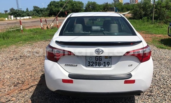 Buy Used Toyota Corolla White Car in Accra in Greater Accra Buy Used Toyota Corolla White Car in Accra in Greater Accra