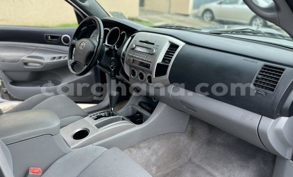 Ra Àlòkù Toyota Tacoma Black Ọkọ̀ in Sekondi–Takoradi Metropolitan ni Oorun Ra Àlòkù Toyota Tacoma Black Ọkọ̀ in Sekondi–Takoradi Metropolitan ni Oorun