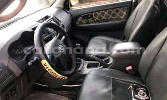 Sayi Na hannu Toyota Hilux Black Mota in Accra a Greater Accra Sayi Na hannu Toyota Hilux Black Mota in Accra a Greater Accra