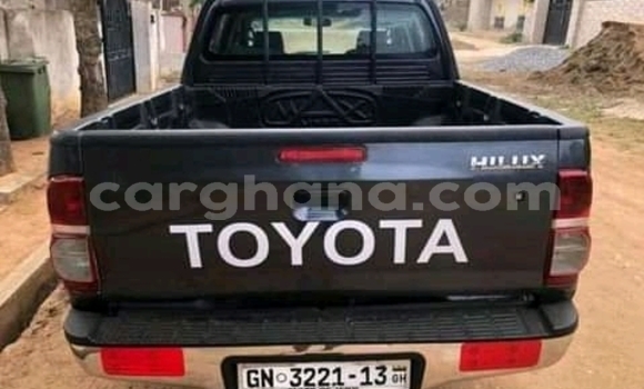 Sayi Na hannu Toyota Hilux Black Mota in Accra a Greater Accra Sayi Na hannu Toyota Hilux Black Mota in Accra a Greater Accra