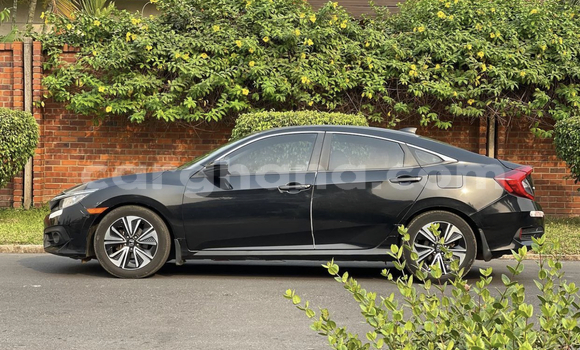 Sayi Na hannu Honda Civic Black Mota in Accra a Greater Accra Sayi Na hannu Honda Civic Black Mota in Accra a Greater Accra