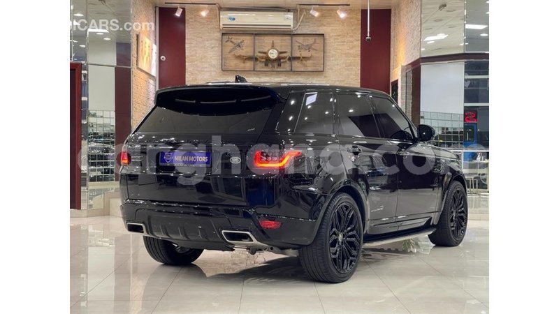 Big with watermark land rover range rover ashanti import dubai 43476