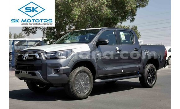 Sayi Imported Toyota Hilux Sauran Mota in Import - Dubai a Ashanti