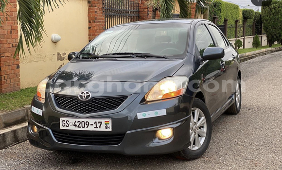 Buy Used Toyota Yaris Black Car in Accra in Greater Accra
