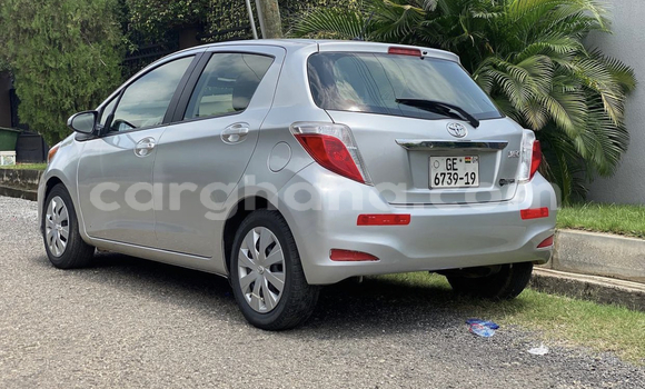 Ra Àlòkù Toyota Yaris Silver Ọkọ̀ in Accra ni Greater Accra Ra Àlòkù Toyota Yaris Silver Ọkọ̀ in Accra ni Greater Accra