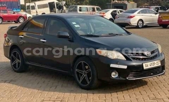Sayi Na hannu Toyota Corolla Black Mota in Accra a Greater Accra Sayi Na hannu Toyota Corolla Black Mota in Accra a Greater Accra
