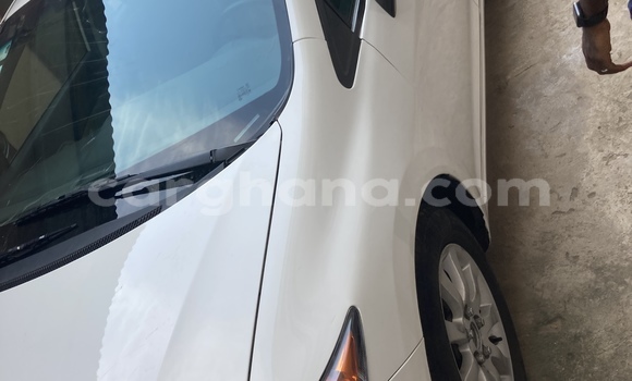 Sayi Na hannu Honda Civic White Mota in Accra a Greater Accra Sayi Na hannu Honda Civic White Mota in Accra a Greater Accra