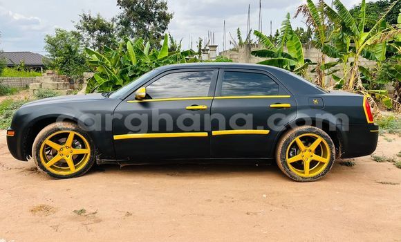 Buy Used Chrysler 300 Black Car in Abokobi in Greater Accra