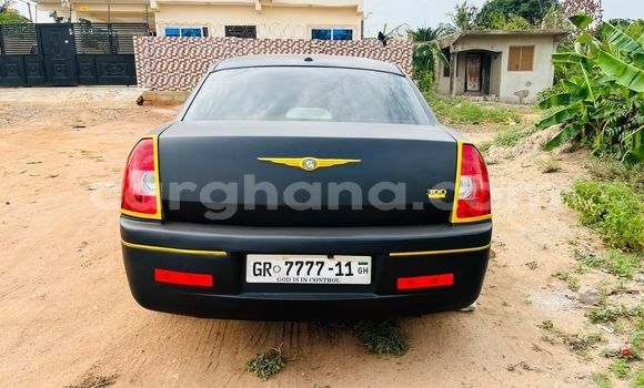 Sayi Na hannu Chrysler 300 Black Mota in Abokibi a Greater Accra Sayi Na hannu Chrysler 300 Black Mota in Abokibi a Greater Accra
