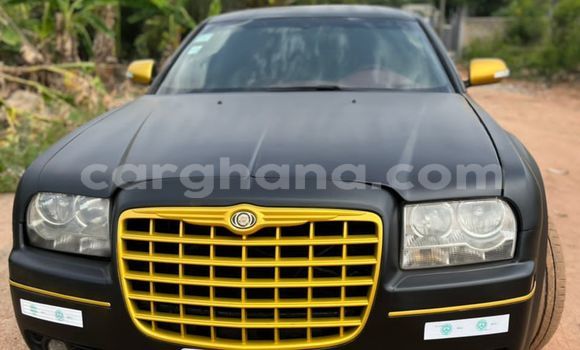 Sayi Na hannu Chrysler 300 Black Mota in Abokibi a Greater Accra Sayi Na hannu Chrysler 300 Black Mota in Abokibi a Greater Accra