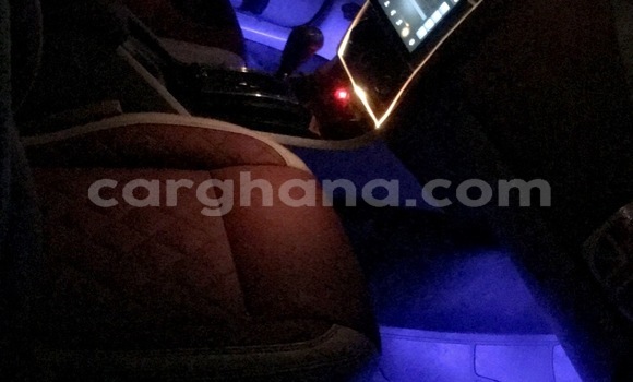 Sayi Na hannu Chrysler 300 Black Mota in Abokibi a Greater Accra Sayi Na hannu Chrysler 300 Black Mota in Abokibi a Greater Accra