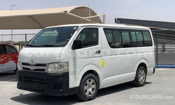 Ra Imported Toyota Hiace funfun Ọkọ̀ in Import - Dubai ni Ashanti Ra Imported Toyota Hiace funfun Ọkọ̀ in Import - Dubai ni Ashanti