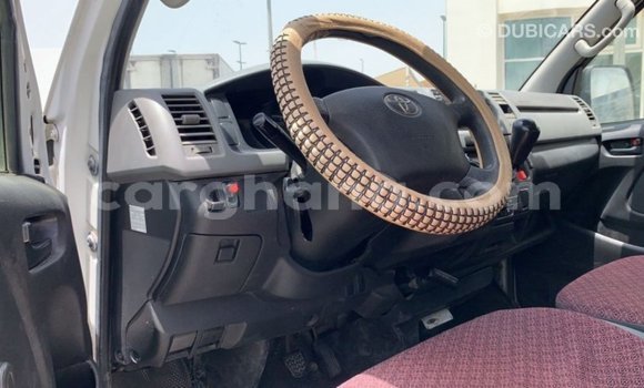 Ra Imported Toyota Hiace funfun Ọkọ̀ in Import - Dubai ni Ashanti Ra Imported Toyota Hiace funfun Ọkọ̀ in Import - Dubai ni Ashanti