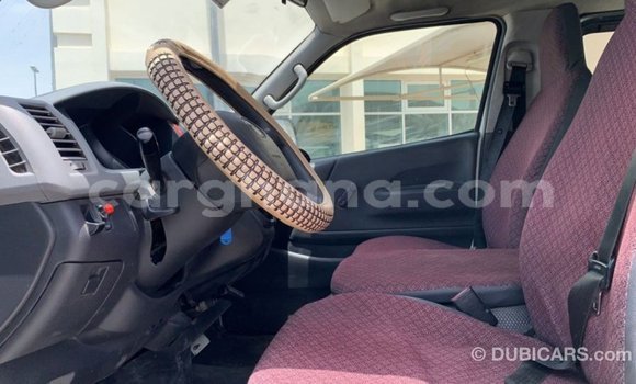 Ra Imported Toyota Hiace funfun Ọkọ̀ in Import - Dubai ni Ashanti Ra Imported Toyota Hiace funfun Ọkọ̀ in Import - Dubai ni Ashanti