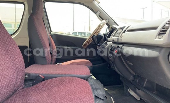 Ra Imported Toyota Hiace funfun Ọkọ̀ in Import - Dubai ni Ashanti Ra Imported Toyota Hiace funfun Ọkọ̀ in Import - Dubai ni Ashanti
