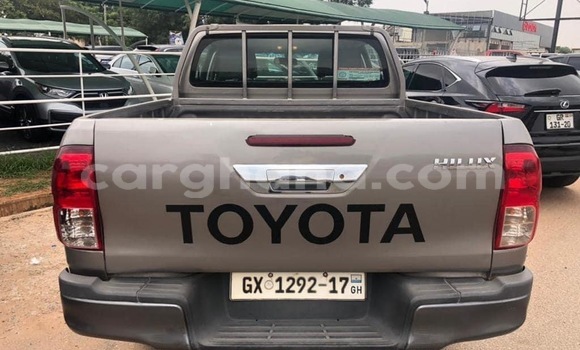 Sayi Na hannu Toyota Hilux Sauran Mota in Accra a Greater Accra Sayi Na hannu Toyota Hilux Sauran Mota in Accra a Greater Accra