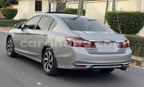 Sayi Na hannu Honda Accord Azurfa Mota in Accra a Greater Accra Sayi Na hannu Honda Accord Azurfa Mota in Accra a Greater Accra