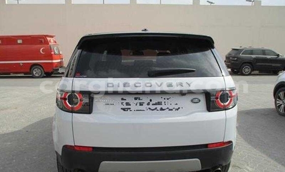 Buy Used Land Rover Discovery White Car in Accra in Greater Accra Buy Used Land Rover Discovery White Car in Accra in Greater Accra