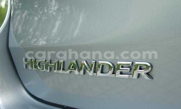 Buy Used Toyota Highlander Green Car in Accra in Greater Accra Buy Used Toyota Highlander Green Car in Accra in Greater Accra