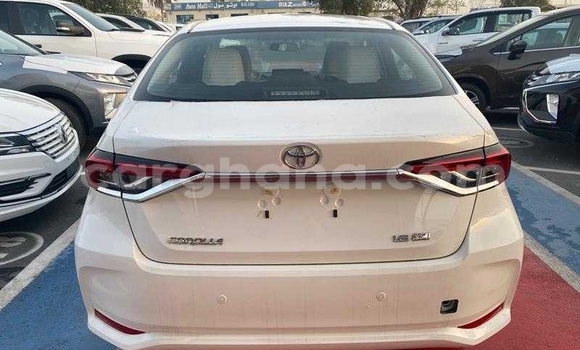 Buy Used Toyota Corolla White Car in Accra in Greater Accra Buy Used Toyota Corolla White Car in Accra in Greater Accra