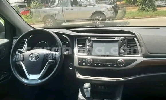 Buy Used Toyota Highlander Other Car in Accra in Greater Accra Buy Used Toyota Highlander Other Car in Accra in Greater Accra