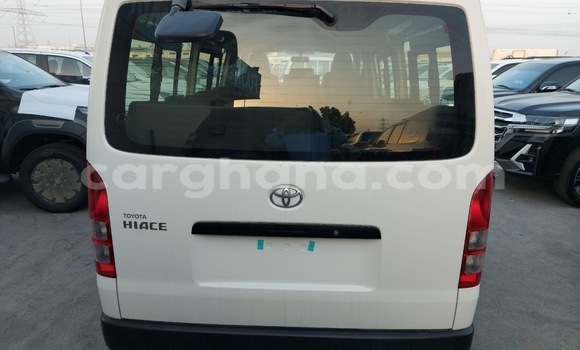 Sayi Na hannu Toyota Hiace White Mota in Accra a Greater Accra Sayi Na hannu Toyota Hiace White Mota in Accra a Greater Accra