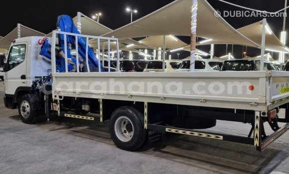 Ra Imported Mitsubishi i funfun Ọkọ̀ in Import - Dubai ni Ashanti Ra Imported Mitsubishi i funfun Ọkọ̀ in Import - Dubai ni Ashanti