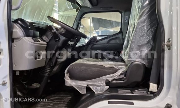 Ra Imported Mitsubishi i funfun Ọkọ̀ in Import - Dubai ni Ashanti Ra Imported Mitsubishi i funfun Ọkọ̀ in Import - Dubai ni Ashanti