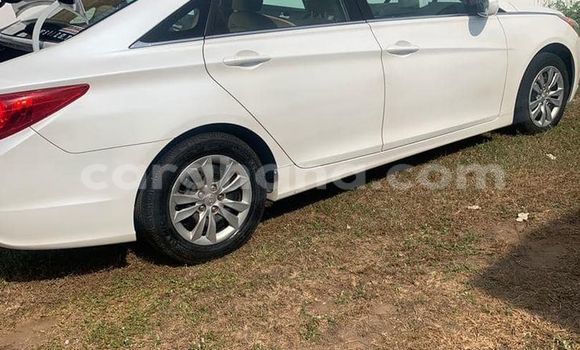 Buy Used Hyundai Sonata White Car in Accra in Greater Accra Buy Used Hyundai Sonata White Car in Accra in Greater Accra