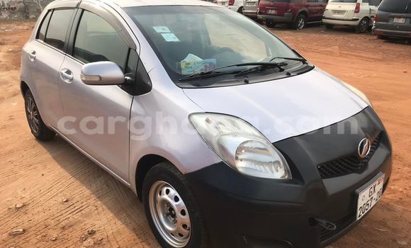 Sayi Na hannu Toyota Vitz Azurfa Mota in Accra a Greater Accra Sayi Na hannu Toyota Vitz Azurfa Mota in Accra a Greater Accra