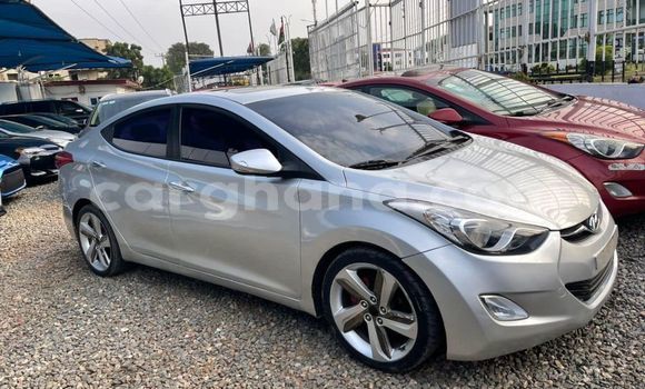 Sayi Na hannu Hyundai Avante Azurfa Mota in Accra a Greater Accra