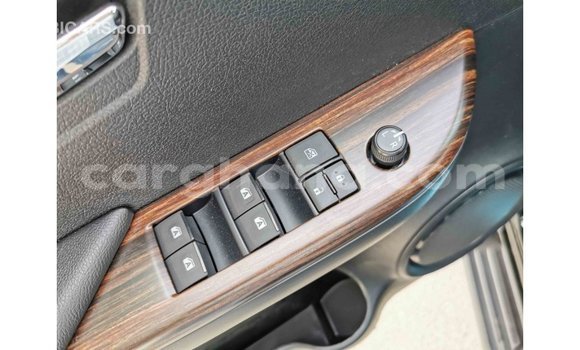 Sayi Imported Toyota Hilux Black Mota in Import - Dubai a Ashanti Sayi Imported Toyota Hilux Black Mota in Import - Dubai a Ashanti
