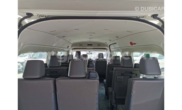 Sayi Imported Toyota Hiace White Mota in Import - Dubai a Ashanti Sayi Imported Toyota Hiace White Mota in Import - Dubai a Ashanti