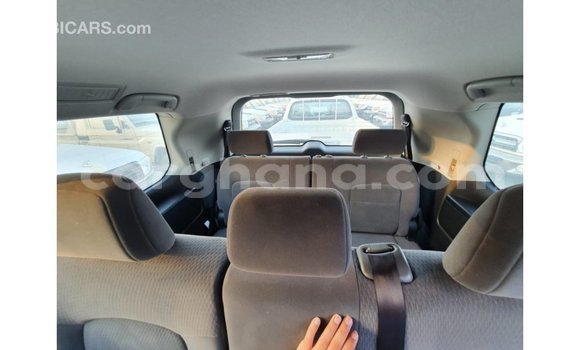 Buy Import Toyota Land Cruiser White Car in Import - Dubai in Ashanti Buy Import Toyota Land Cruiser White Car in Import - Dubai in Ashanti