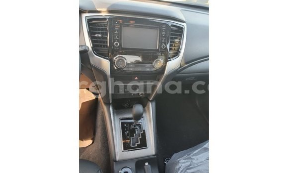 Ra Imported Mitsubishi L200 Blue Ọkọ̀ in Import - Dubai ni Ashanti Ra Imported Mitsubishi L200 Blue Ọkọ̀ in Import - Dubai ni Ashanti