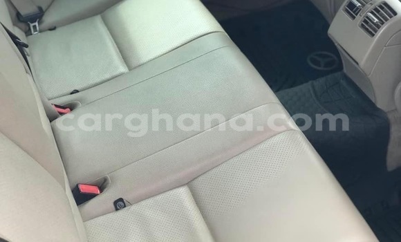 Sayi Na hannu Mercedes‒Benz C–Class White Mota in Accra a Greater Accra Sayi Na hannu Mercedes‒Benz C–Class White Mota in Accra a Greater Accra