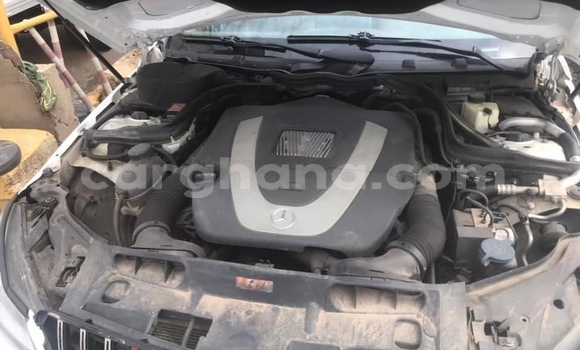 Sayi Na hannu Mercedes‒Benz C–Class White Mota in Accra a Greater Accra Sayi Na hannu Mercedes‒Benz C–Class White Mota in Accra a Greater Accra