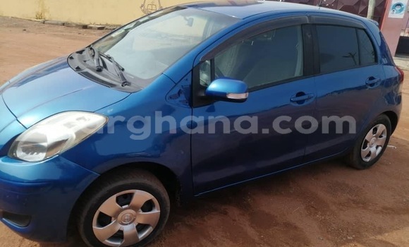 Sayi Na hannu Toyota Vitz Blue Mota in Accra a Greater Accra Sayi Na hannu Toyota Vitz Blue Mota in Accra a Greater Accra